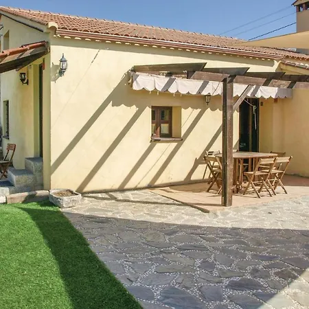 4 Bedroom In Villanueva del Duque