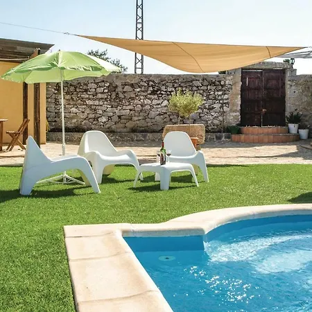 4 Bedroom In Holiday home Villanueva del Duque